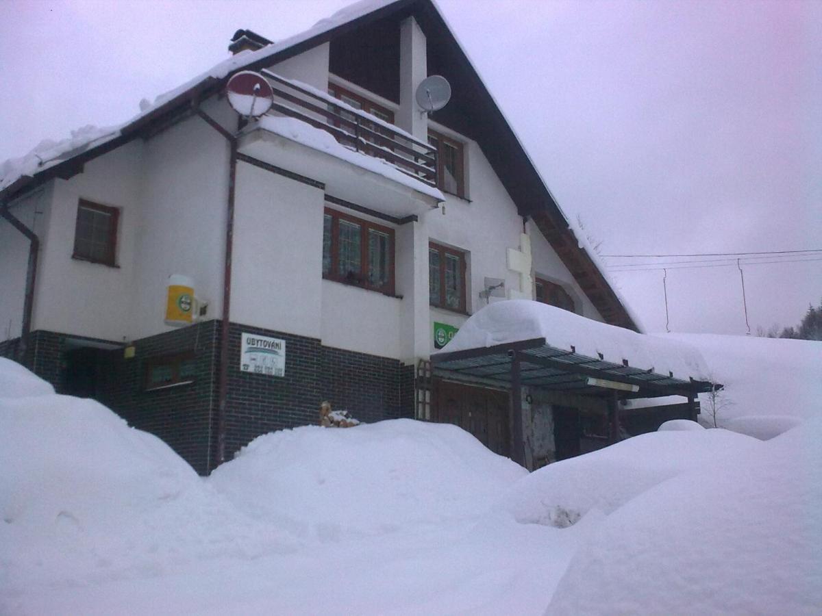 Penzion Pod Paprskem Hotel Staré Město Kültér fotó